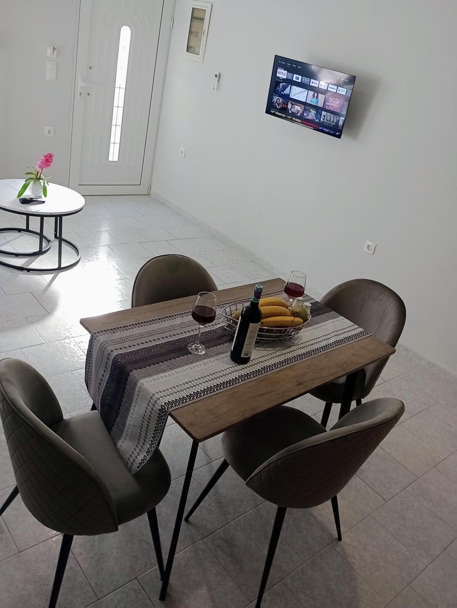 Cozy Kremasti Apartment Экстерьер фото